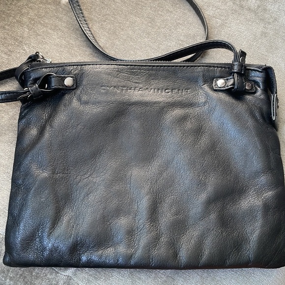 Cynthia Vincent Crossbody Leather Bag - Picture 5 of 7